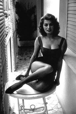 Photo:  Sophia Loren 12